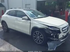 WDCTG4GB6HJ353415 2017 MERCEDES-BENZ GLA-KLASSE