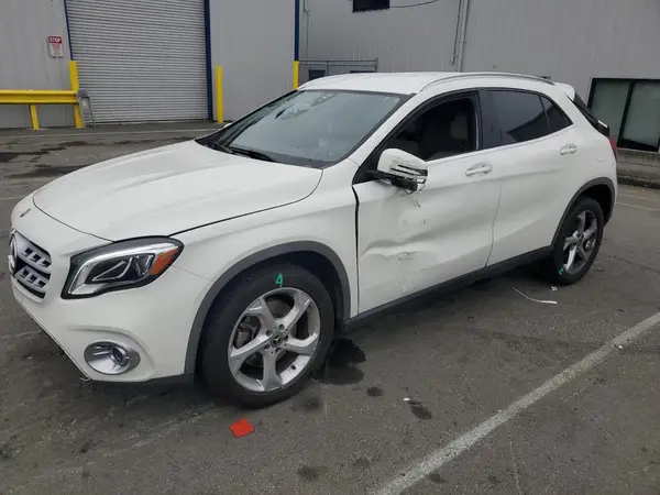 WDCTG4GB6JJ405857 2018 MERCEDES-BENZ GLA-KLASSE - Image 1