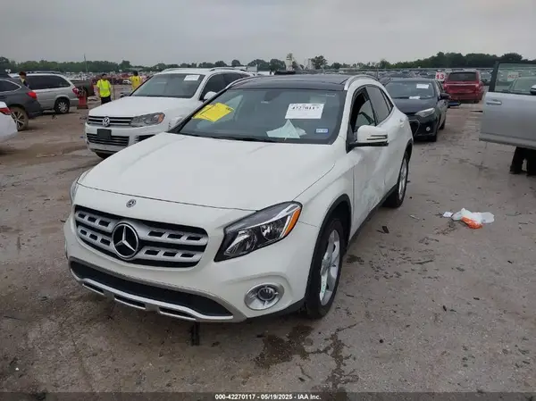 WDCTG4GB6JJ440110 2018 MERCEDES-BENZ GLA-KLASSE - Image 2