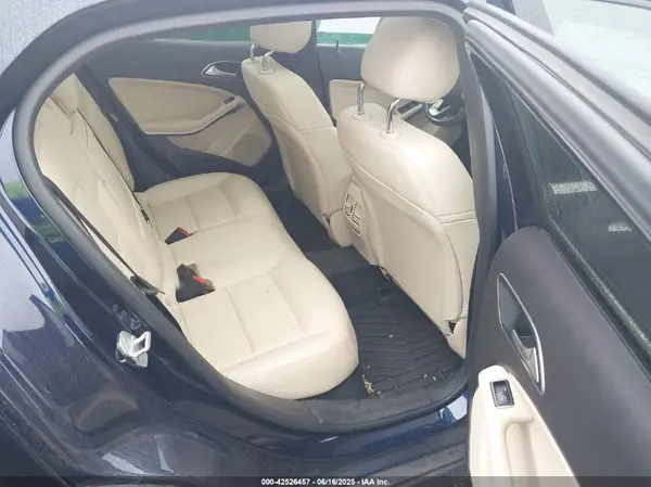 WDCTG4GB6JJ447378 2018 MERCEDES-BENZ GLA-KLASSE - Image 8