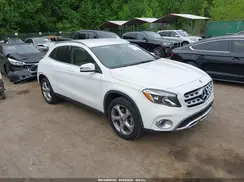 WDCTG4GB6KU000310 2019 MERCEDES-BENZ GLA-KLASSE