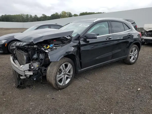 WDCTG4GB6KU010268 2019 MERCEDES-BENZ GLA-KLASSE - Image 1