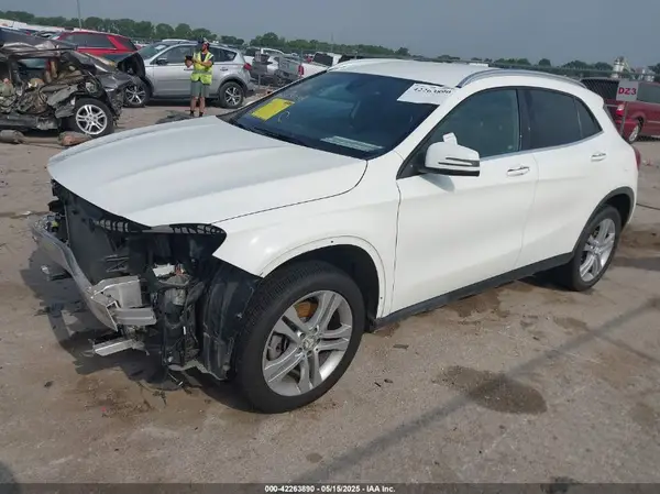 WDCTG4GB6KU013848 2019 MERCEDES-BENZ GLA-KLASSE - Image 2