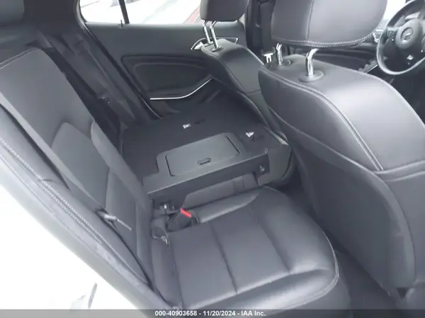 WDCTG4GB6KU014367 2019 MERCEDES-BENZ GLA-KLASSE - Image 8