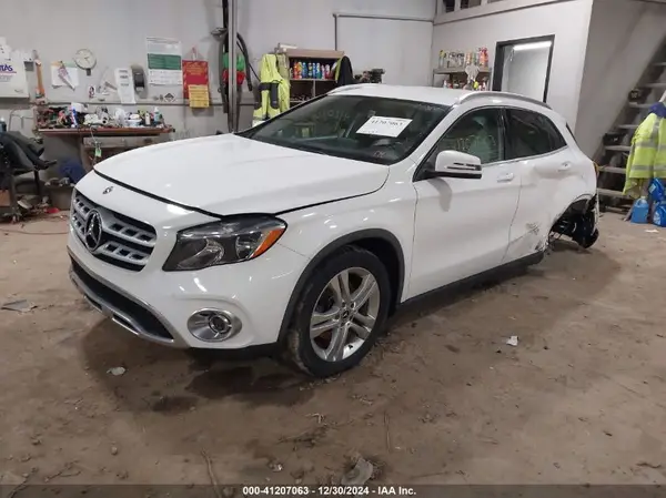 WDCTG4GB6KU015339 2019 MERCEDES-BENZ GLA-KLASSE - Image 2