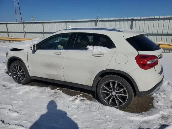 WDCTG4GB7HJ292592 2017 MERCEDES-BENZ GLA-KLASSE - Image 2