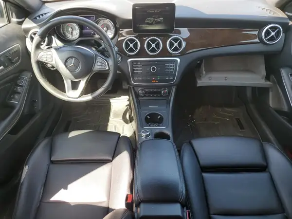 WDCTG4GB7HJ307818 2017 MERCEDES-BENZ GLA-KLASSE - Image 8