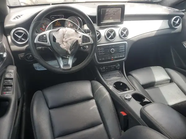 WDCTG4GB7HJ342813 2017 MERCEDES-BENZ GLA-KLASSE - Image 8