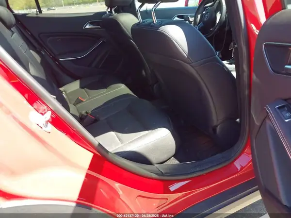 WDCTG4GB7JJ368544 2018 MERCEDES-BENZ GLA-KLASSE - Image 8
