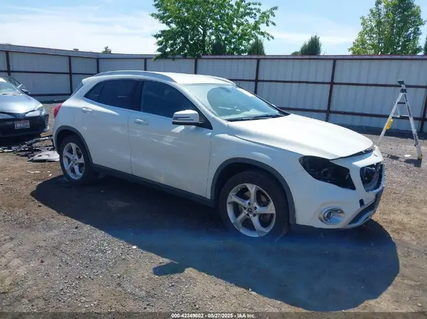 WDCTG4GB7JJ417354 2018 MERCEDES-BENZ GLA-KLASSE - Image 1