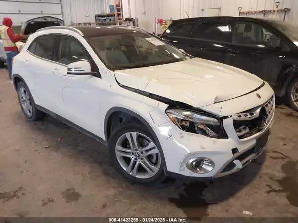 WDCTG4GB7JJ424918 2018 MERCEDES-BENZ GLA-KLASSE - Image 1