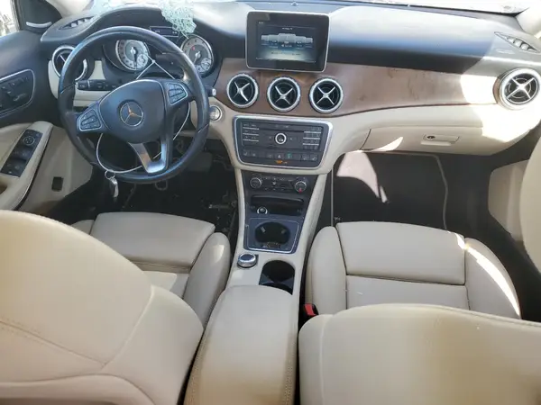 WDCTG4GB8GJ243139 2016 MERCEDES-BENZ GLA-KLASSE - Image 8