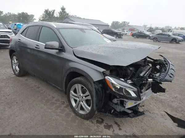 WDCTG4GB8GJ244467 2016 MERCEDES-BENZ GLA-KLASSE - Image 1