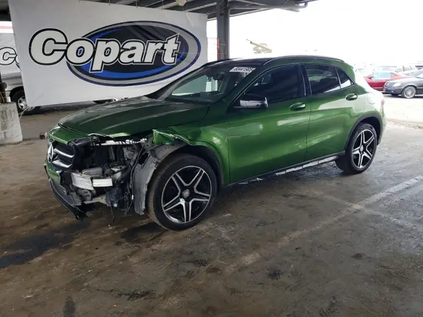 WDCTG4GB8HJ285585 2017 MERCEDES-BENZ GLA-KLASSE - Image 1