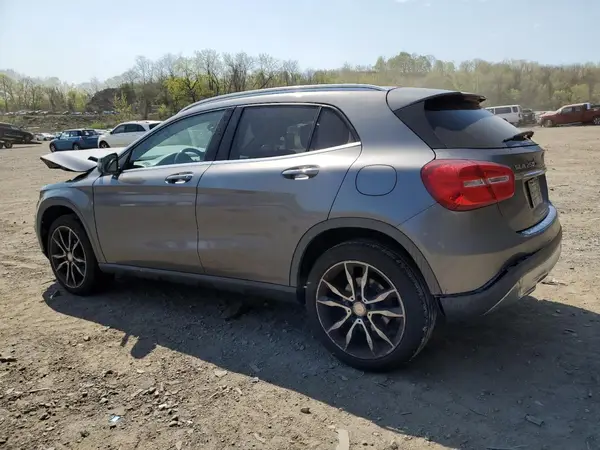 WDCTG4GB8HJ301350 2017 MERCEDES-BENZ GLA-KLASSE - Image 2