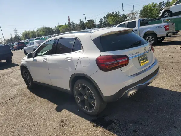 WDCTG4GB8KJ549895 2019 MERCEDES-BENZ GLA-KLASSE - Image 2