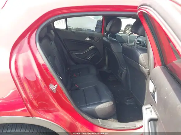 WDCTG4GB8KJ586073 2019 MERCEDES-BENZ GLA-KLASSE - Image 8