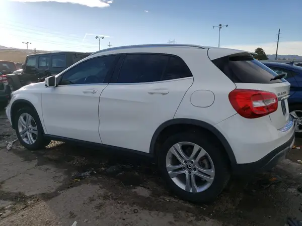 WDCTG4GB8KU016783 2019 MERCEDES-BENZ GLA-KLASSE - Image 2