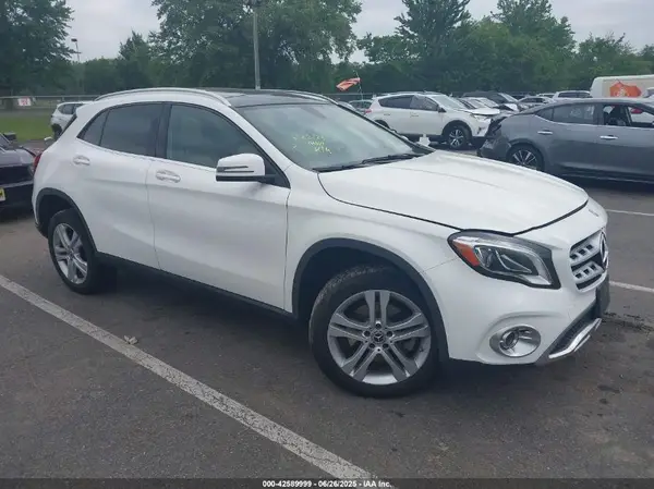 WDCTG4GB8LU028840 2020 MERCEDES-BENZ GLA-KLASSE - Image 1