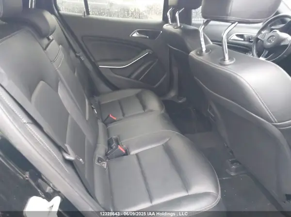 WDCTG4GB9GJ221988 2016 MERCEDES-BENZ GLA-KLASSE - Image 8