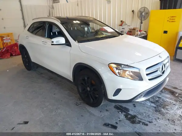 WDCTG4GB9HJ351769 2017 MERCEDES-BENZ GLA-KLASSE - Image 1