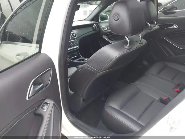 WDCTG4GB9JJ423169 2018 MERCEDES-BENZ GLA-KLASSE - Image 8