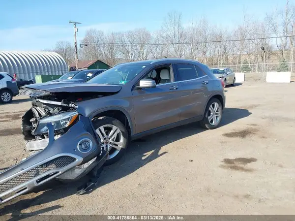 WDCTG4GB9JJ492413 2018 MERCEDES-BENZ GLA-KLASSE - Image 2