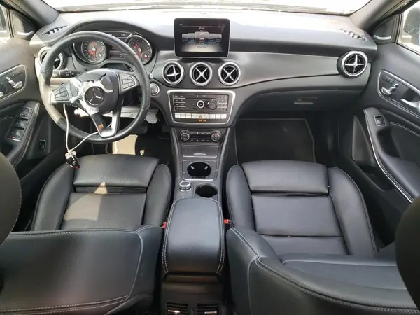 WDCTG4GB9KJ627455 2019 MERCEDES-BENZ GLA-KLASSE - Image 8