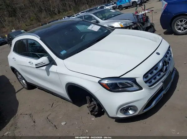 WDCTG4GB9KU019398 2019 MERCEDES-BENZ GLA-KLASSE - Image 1