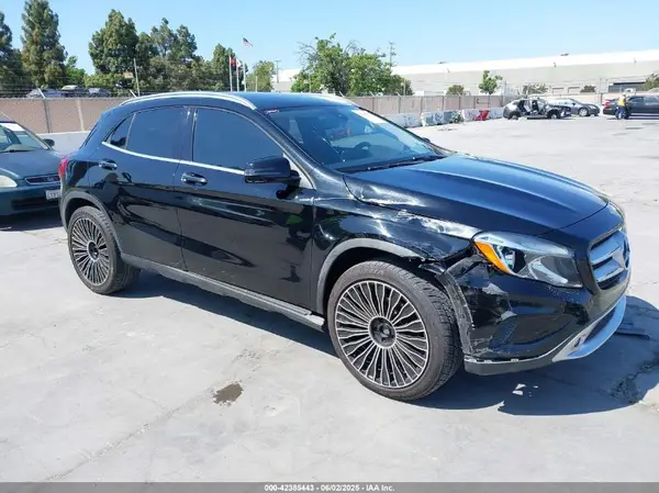 WDCTG4GBXGJ238766 2016 MERCEDES-BENZ GLA-KLASSE - Image 1