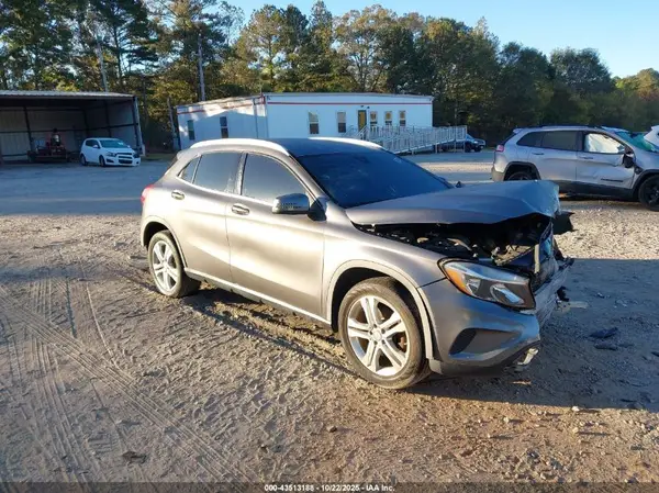 WDCTG4GBXHJ287824 2017 MERCEDES-BENZ GLA-KLASSE - Image 1