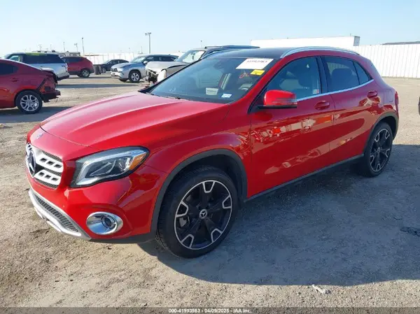 WDCTG4GBXKU008894 2019 MERCEDES-BENZ GLA-KLASSE - Image 2