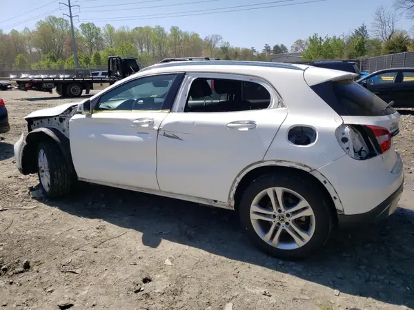 WDCTG4GBXKU013545 2019 MERCEDES-BENZ GLA-KLASSE - Image 2