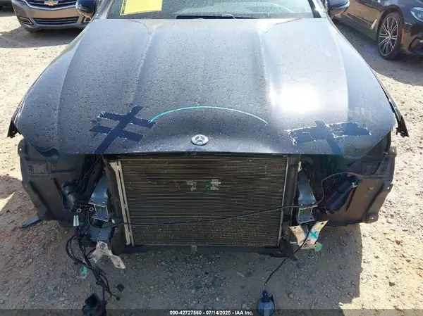 2019 MERCEDES-BENZ E-KLASSE auction photo 6