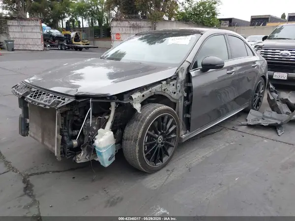 WDD3G4EB0KW005845 2019 MERCEDES-BENZ A-KLASSE - Image 2