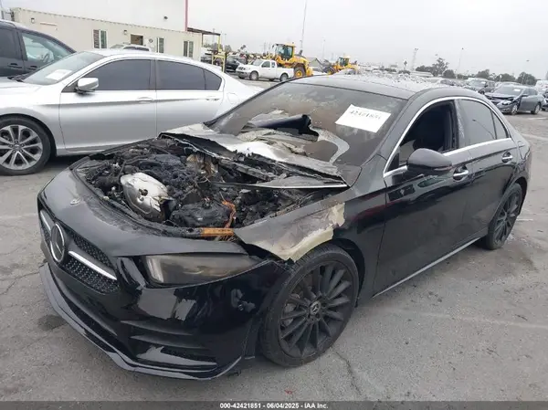 WDD3G4EB0KW019096 2019 MERCEDES-BENZ A-KLASSE - Image 2