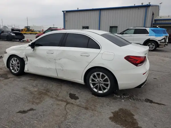 WDD3G4EB0KW024363 2019 MERCEDES-BENZ A-KLASSE - Image 2