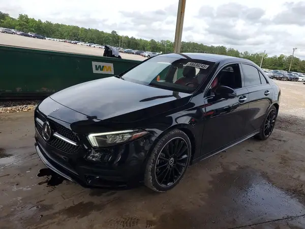 WDD3G4EB0KW027635 2019 MERCEDES-BENZ A-KLASSE - Image 1