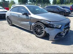 WDD3G4EB0KW027683 2019 MERCEDES-BENZ A-KLASSE