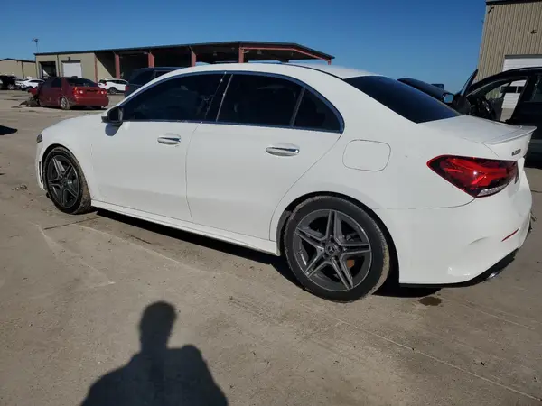 WDD3G4EB0KW031443 2019 MERCEDES-BENZ A-KLASSE - Image 2
