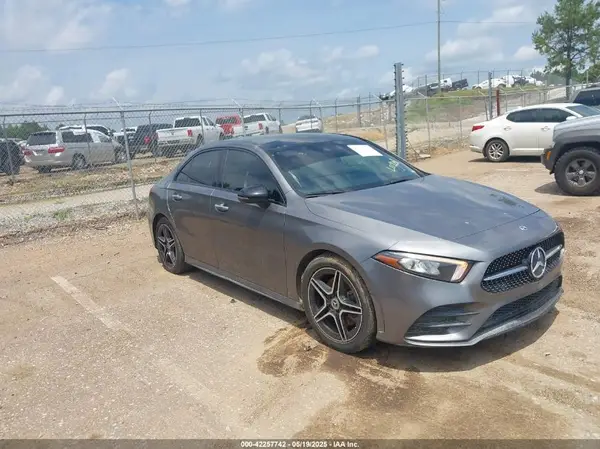 WDD3G4EB1KW002355 2019 MERCEDES-BENZ A-KLASSE - Image 1