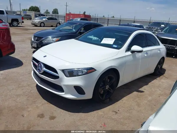 WDD3G4EB1KW020290 2019 MERCEDES-BENZ A-KLASSE - Image 2