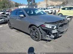 WDD3G4EB1KW021407 2019 MERCEDES-BENZ A-KLASSE