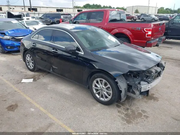 WDD3G4EB1KW023657 2019 MERCEDES-BENZ A-KLASSE - Image 1