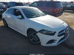 WDD3G4EB2KW001800 2019 MERCEDES-BENZ A-KLASSE