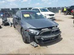WDD3G4EB2KW002557 2019 MERCEDES-BENZ A-KLASSE