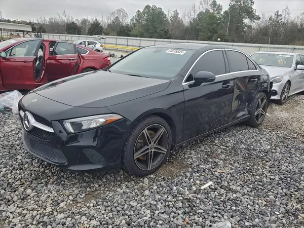 WDD3G4EB2KW028723 2019 MERCEDES-BENZ A-KLASSE - Image 1