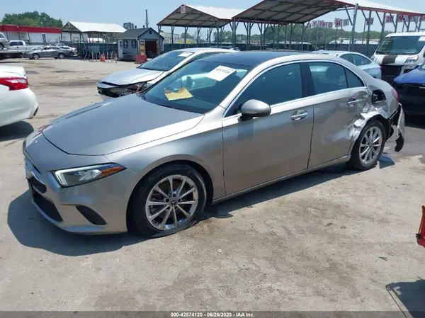 WDD3G4EB2KW033243 2019 MERCEDES-BENZ A-KLASSE - Image 2