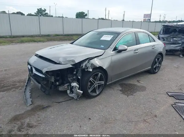 WDD3G4EB2KW034263 2019 MERCEDES-BENZ A-KLASSE - Image 2