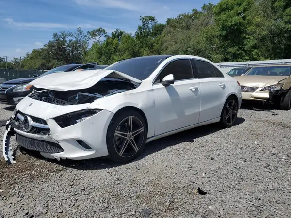 WDD3G4EB3KW013647 2019 MERCEDES-BENZ A-KLASSE - Image 1